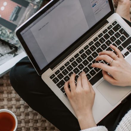 چرا بچه ها باید به مدرسه بروند؟